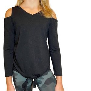 Yogalicious Black cold Shoulder Top
Girls S 7-8